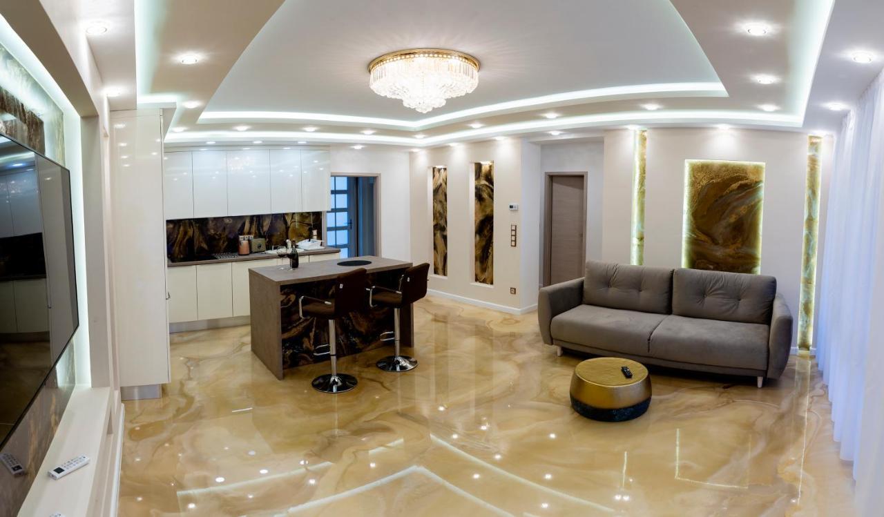 Dream Apartman 2 With Free Parking Дьёр Экстерьер фото