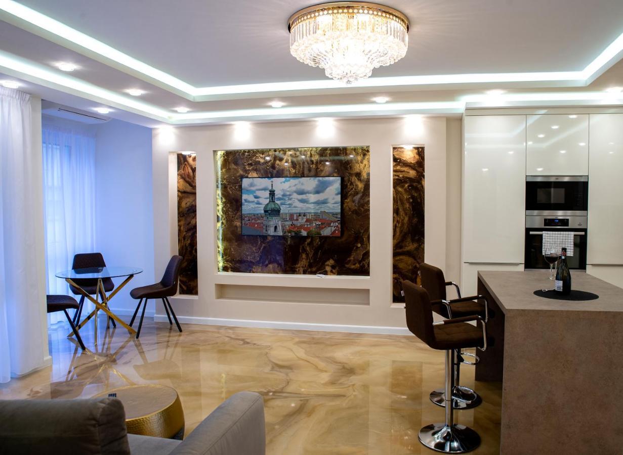 Dream Apartman 2 With Free Parking Дьёр Экстерьер фото