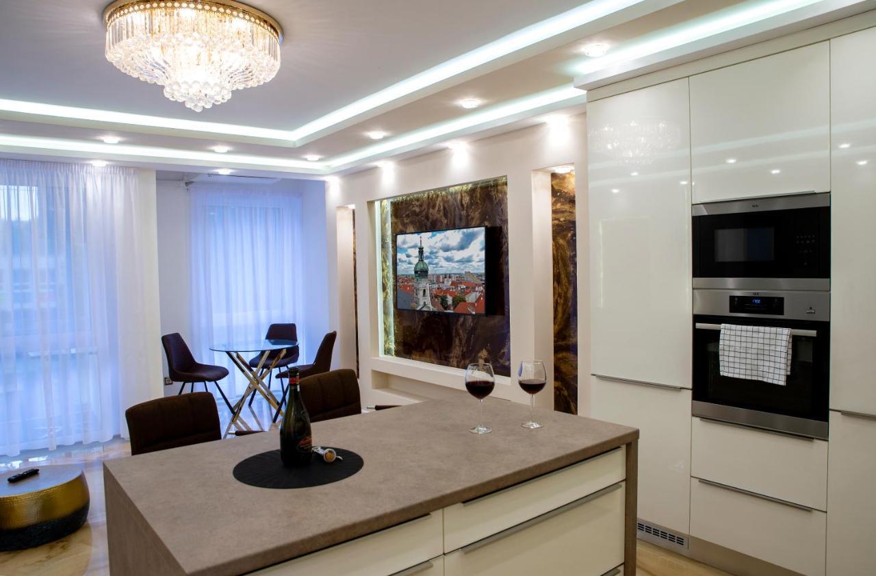 Dream Apartman 2 With Free Parking Дьёр Экстерьер фото